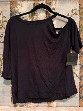 Marika Black Off-Shoulder Short Sleeve Tee